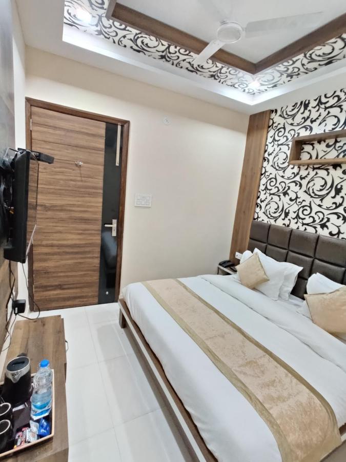 מלון אמריצר Guntas Residency מראה חיצוני תמונה