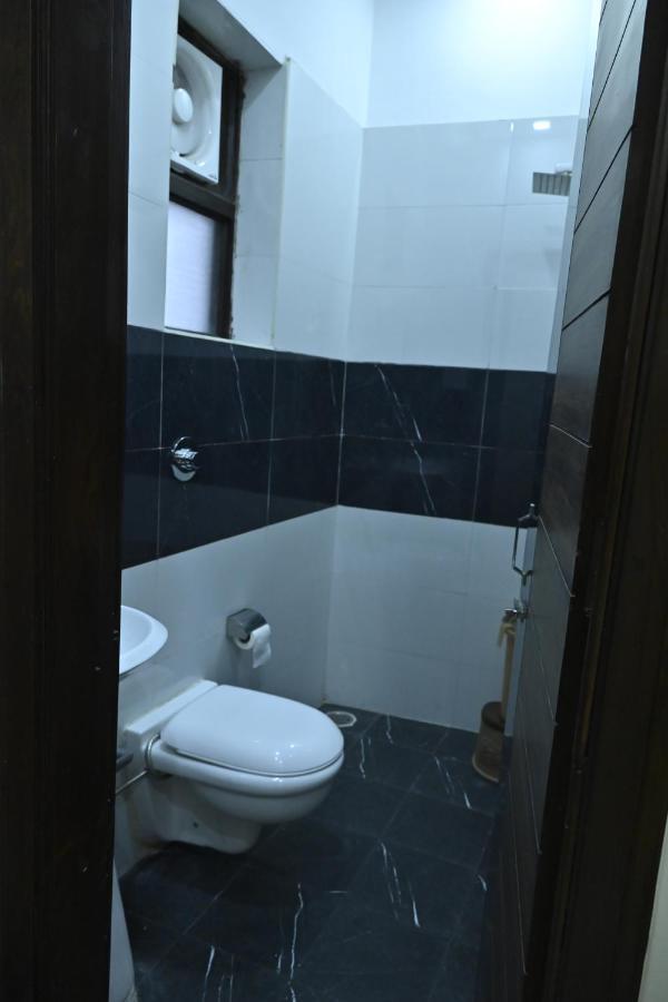 מלון אמריצר Guntas Residency מראה חיצוני תמונה